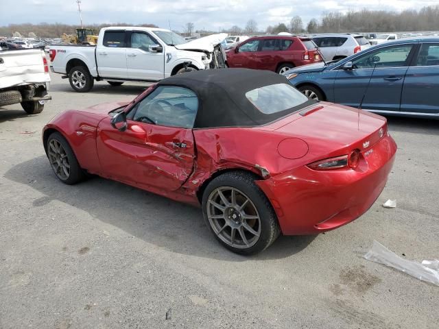 2017 Mazda MX-5 Miata Sport