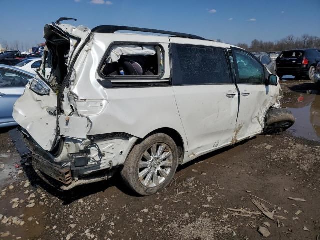 2017 Toyota Sienna XLE