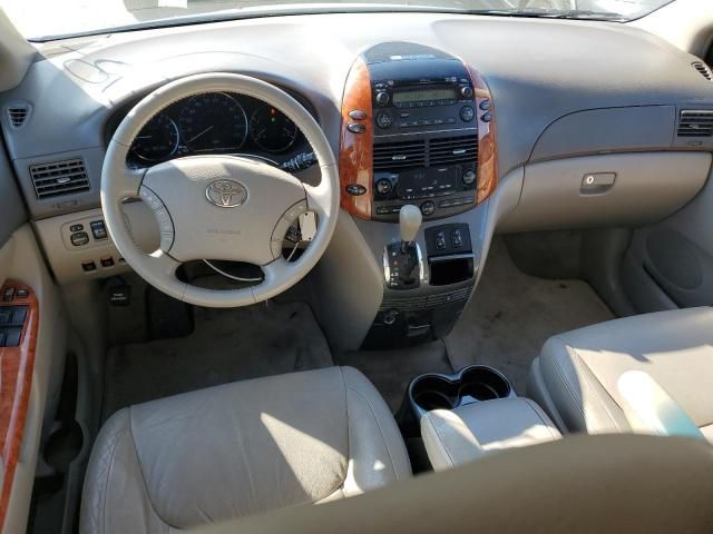 2009 Toyota Sienna XLE