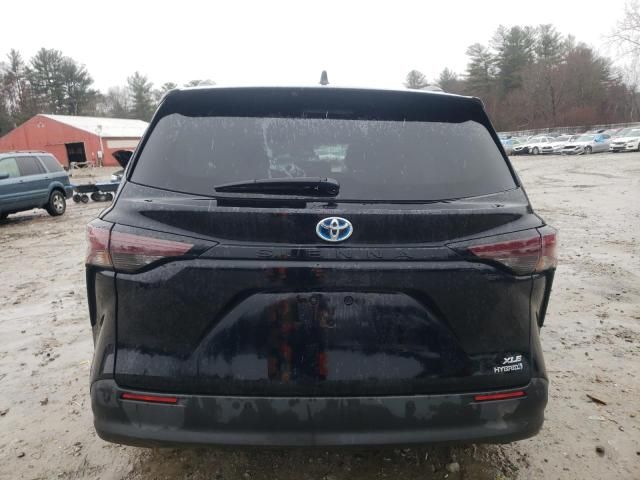 2023 Toyota Sienna XLE