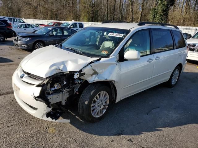 2009 Toyota Sienna XLE