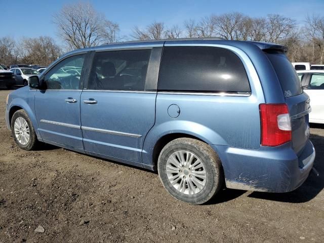 2011 Chrysler Town & Country Touring L