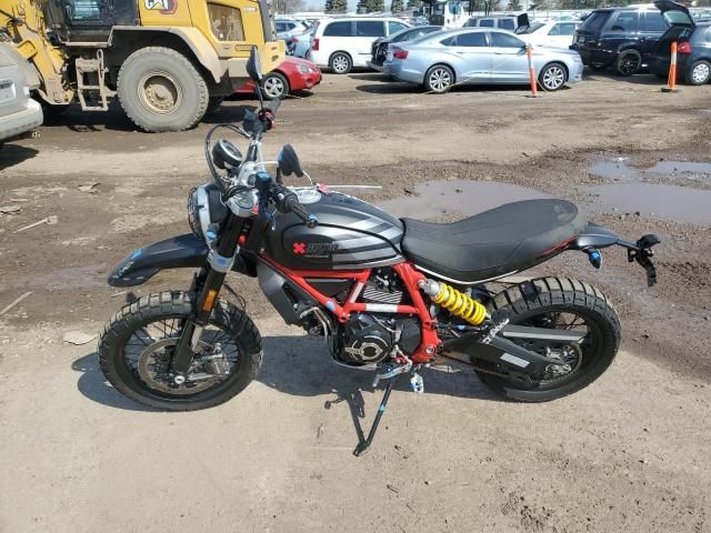 2022 Ducati Scrambler Desert Sled