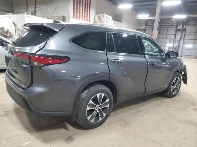 2021 Toyota Highlander Hybrid XLE