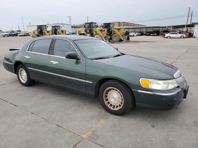 2001 Lincoln Town Car Executive