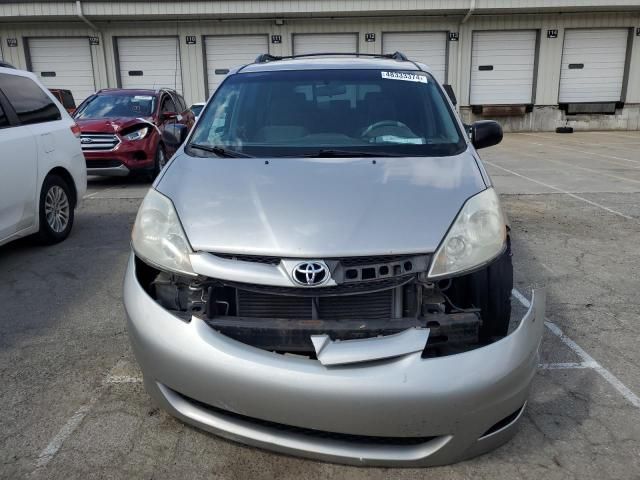 2009 Toyota Sienna CE