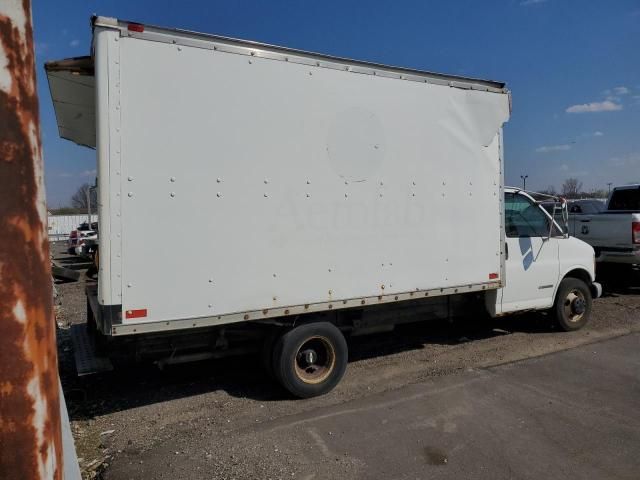 2001 Chevrolet Express Cutaway G3500