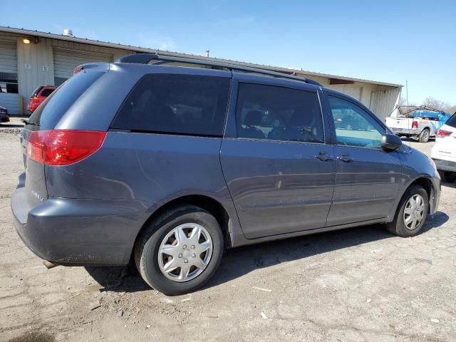 2007 Toyota Sienna CE