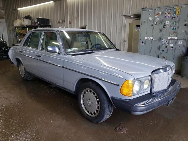 1983 Mercedes-Benz 240 D