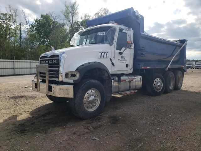 2014 Mack 700 GU700