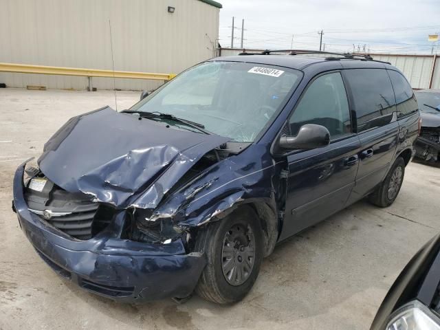 2005 Chrysler Town & Country