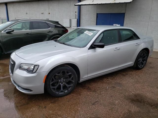 2019 Chrysler 300 Touring