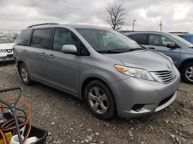 2015 Toyota Sienna LE