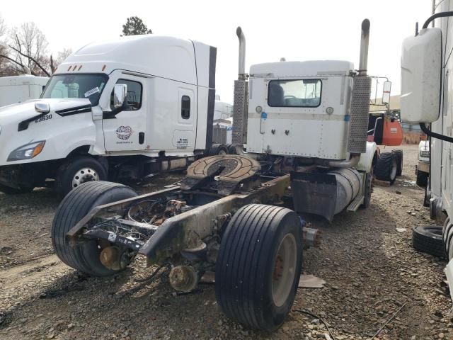 2007 Kenworth Construction T800