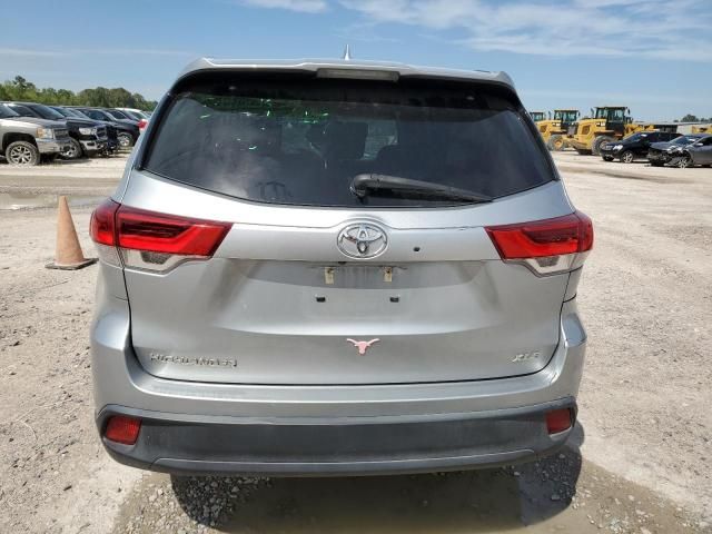 2018 Toyota Highlander SE