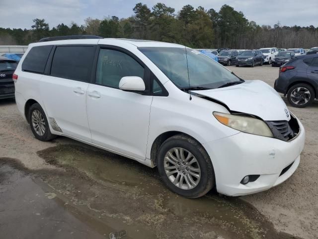 2011 Toyota Sienna XLE