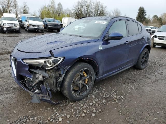 2018 Alfa Romeo Stelvio Quadrifoglio