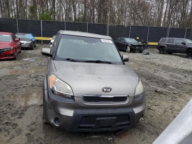 2011 KIA Soul +