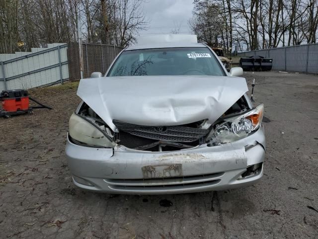 2004 Toyota Camry LE