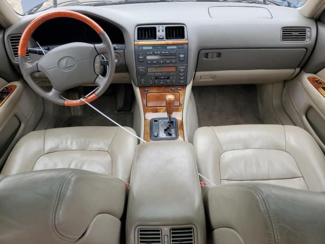 1999 Lexus LS 400