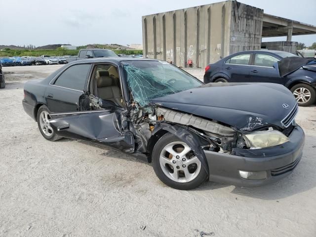 2001 Lexus ES 300