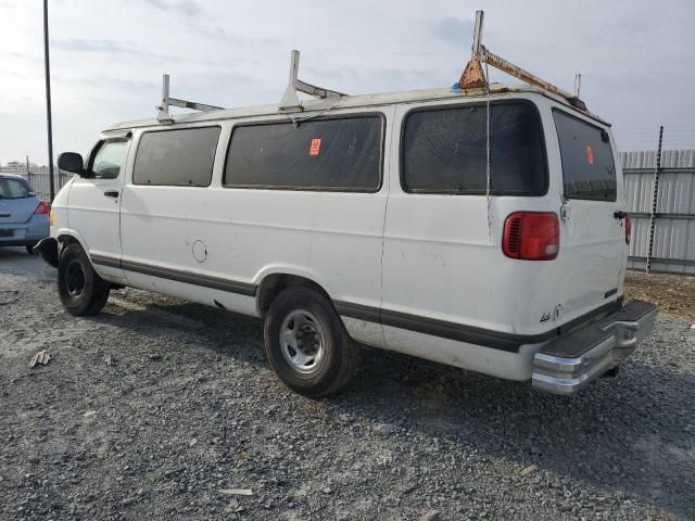 2001 Dodge RAM Wagon B3500