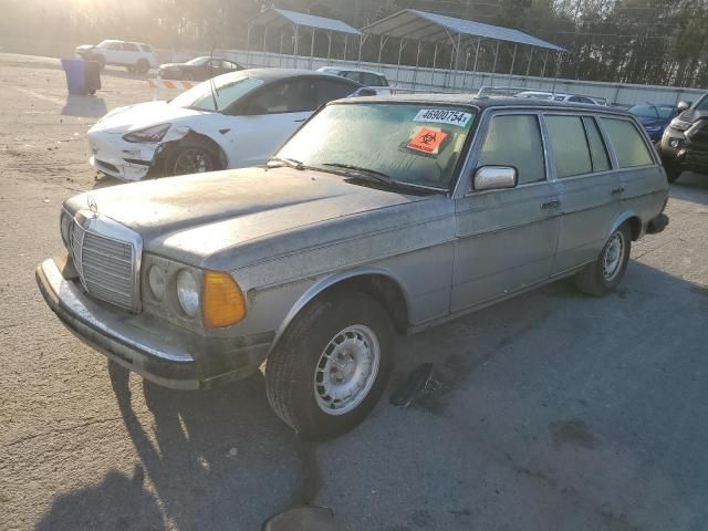 1984 Mercedes-Benz 300 TDT