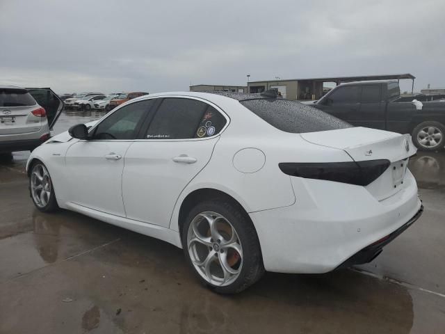 2018 Alfa Romeo Giulia TI Q4