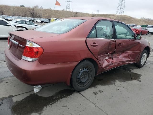 2005 Toyota Camry LE