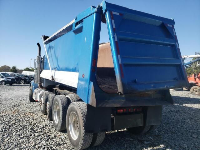 2012 Peterbilt 388