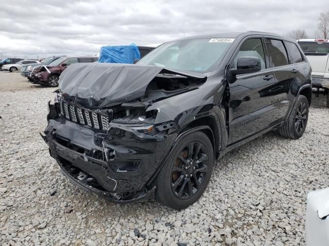 2020 Jeep Grand Cherokee Laredo