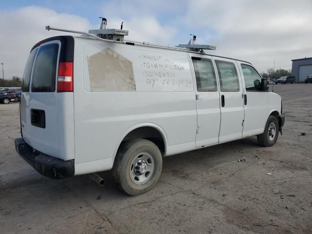 2017 Chevrolet Express G2500