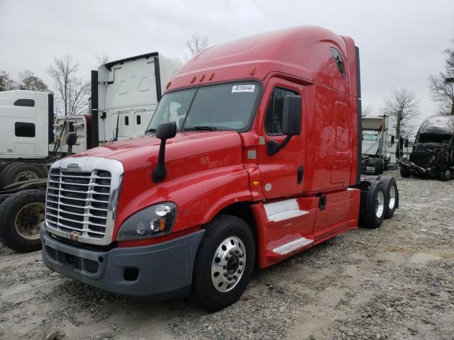 2019 Freightliner Cascadia 125