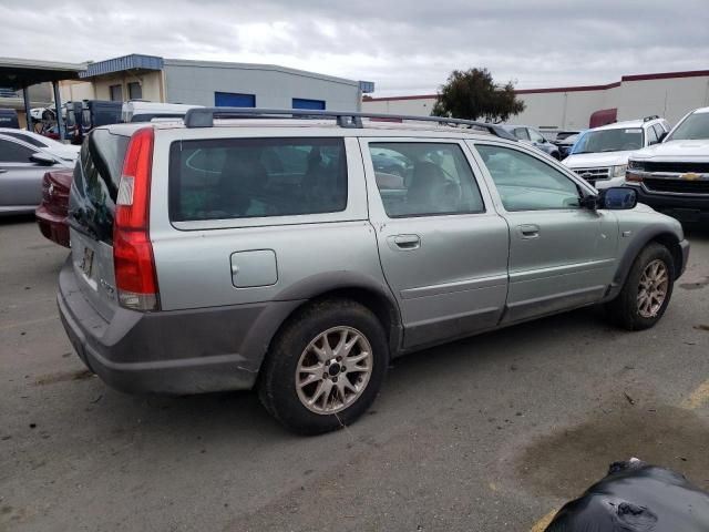 2004 Volvo XC70