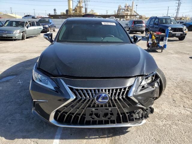 2022 Lexus ES 300H Base