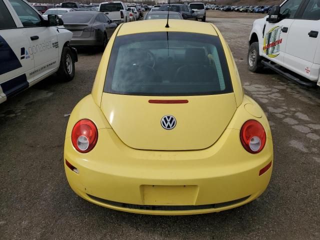 2010 Volkswagen New Beetle