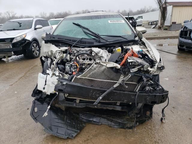 2014 Toyota Camry Hybrid