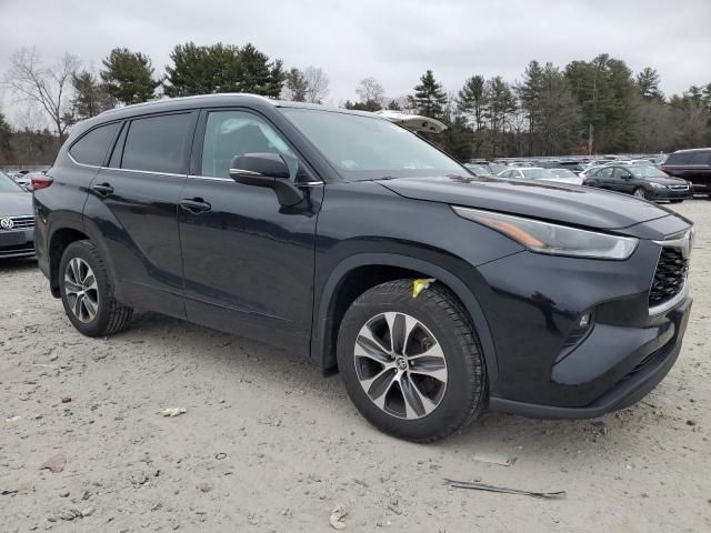 2021 Toyota Highlander XLE