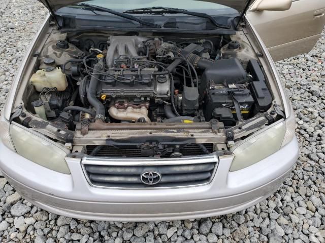 2000 Toyota Camry LE