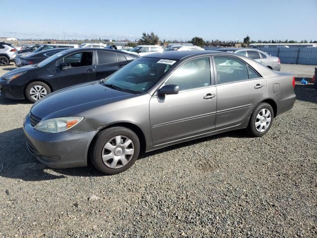 2004 Toyota Camry LE