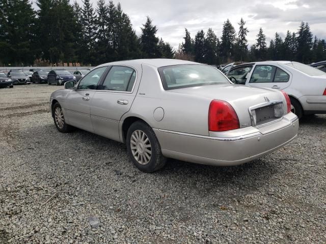 2004 Lincoln Town Car Executive