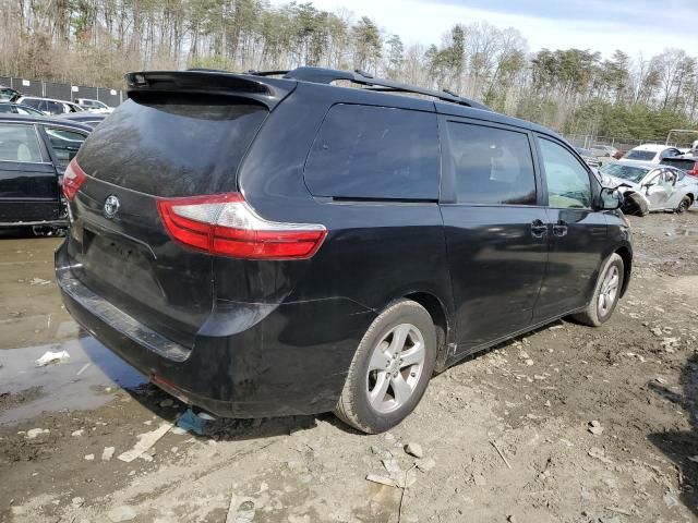 2015 Toyota Sienna LE