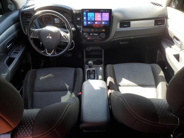 2016 Mitsubishi Outlander ES