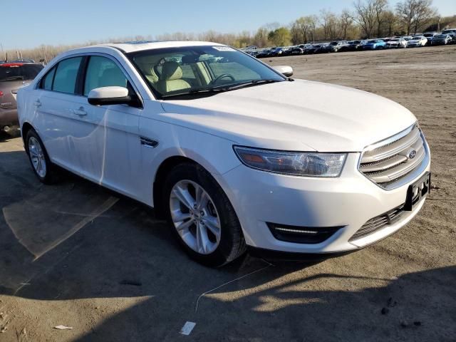 2014 Ford Taurus SEL