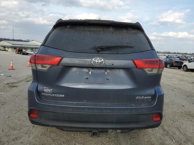 2019 Toyota Highlander SE