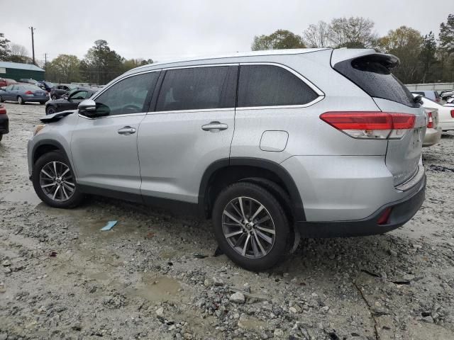 2019 Toyota Highlander SE