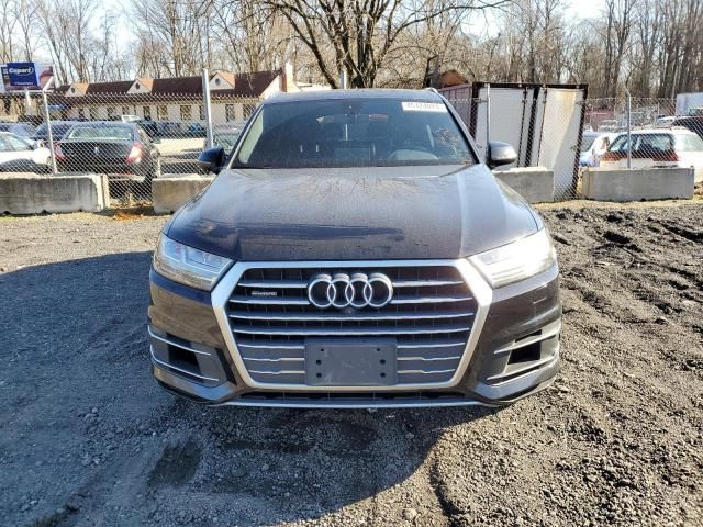 2018 Audi Q7 Premium Plus