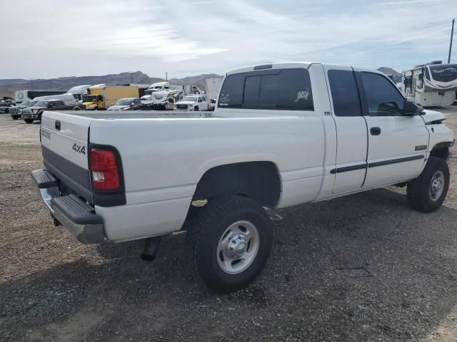 2000 Dodge RAM 2500