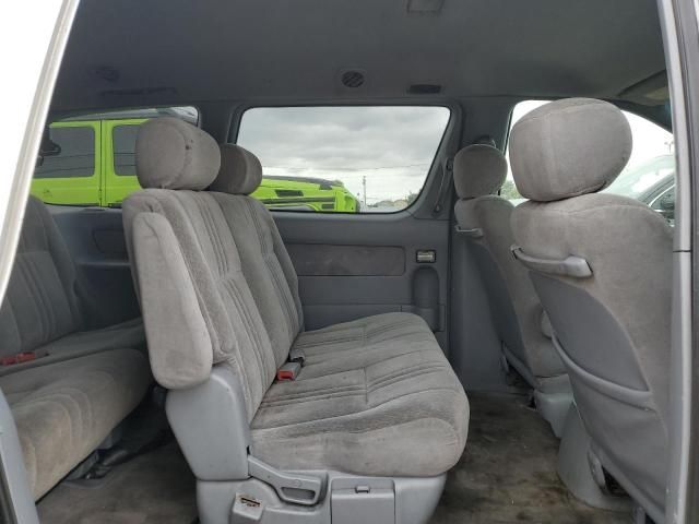 2001 Toyota Sienna CE