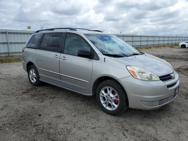 2005 Toyota Sienna LE